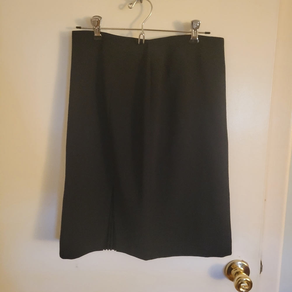 Ann Taylor Black Women's Pencil Skirt 6P NWOT